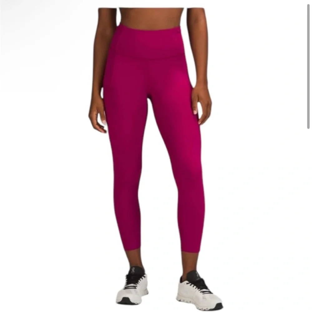 Lululemon Fast & Free High Rise Leggings‎ - Picture 2 of 12